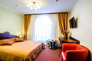 Отель Terminal A Рясне-Руське Стандартный двухместный номер с 1 кроватью или 2 отдельными кроватями-2